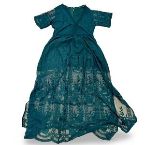 SOLD… Emerald Lace Green Maxi Dress Women’s Plus Size 2XL